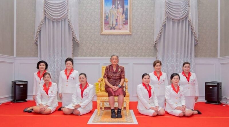 นายกเหล่ากาชาดกำแพงเพชร ได้รับแต่งตั้งเป็นกรรมการสภากาชาด ผู้แทนภาค 8 เข้าเฝ้าฯถวายตัว”กรมสมเด็จพระเทพฯ”